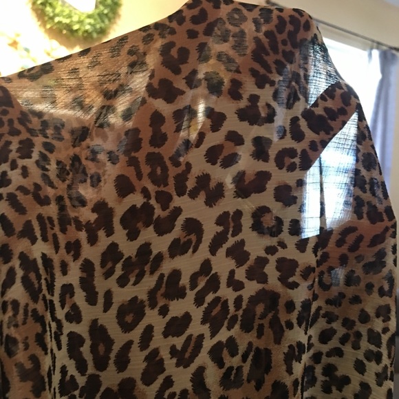 🐆🖤Sheer Leopard Print Top w/Leather/Chain Deco - Picture 5 of 8